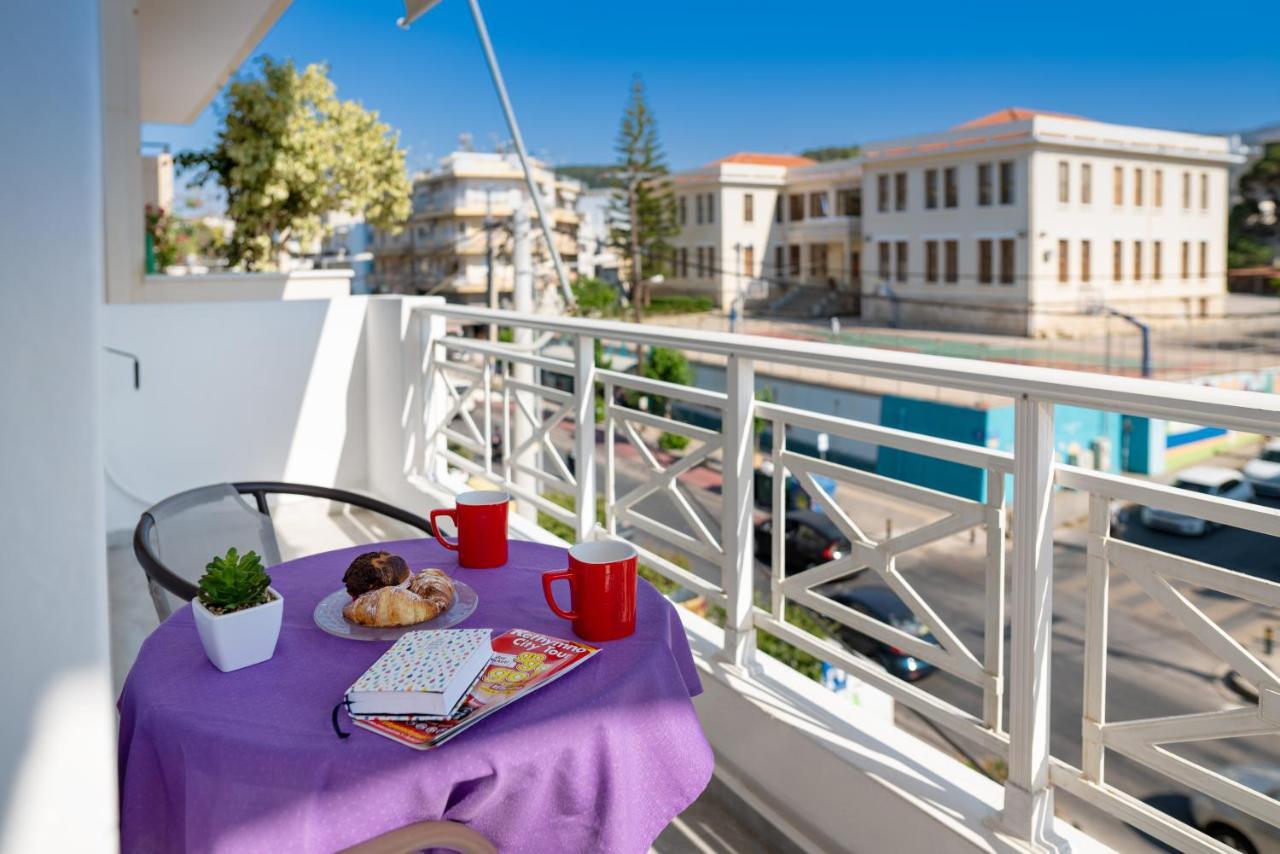 Tres Jolie - Stylish Cityheart Apartment Réthymnon Extérieur photo