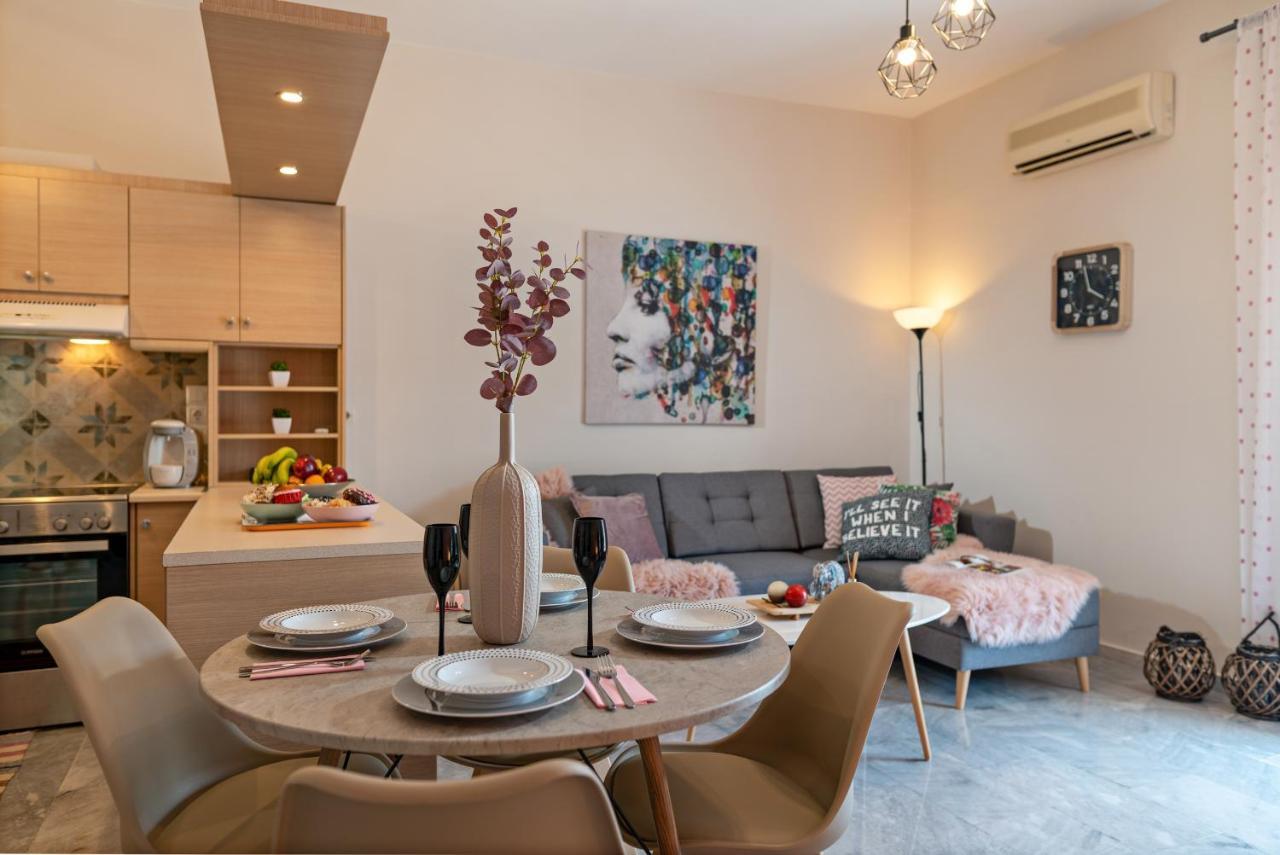 Tres Jolie - Stylish Cityheart Apartment Réthymnon Extérieur photo